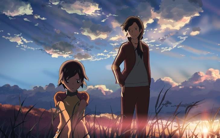 Кадр из фильма «5 сантиметров в секунду», мальчик и девочка в поле на фоне заката