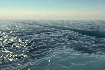 Море на фоне бирюзового неба