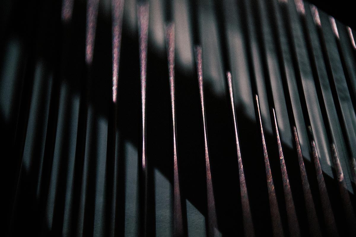 Струны крупным планом