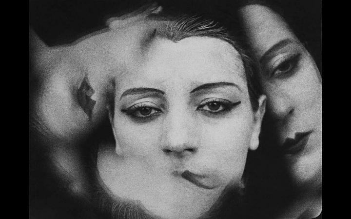 Кадр из фильма «Механический балет», лицо женщины в многократной экспозиции